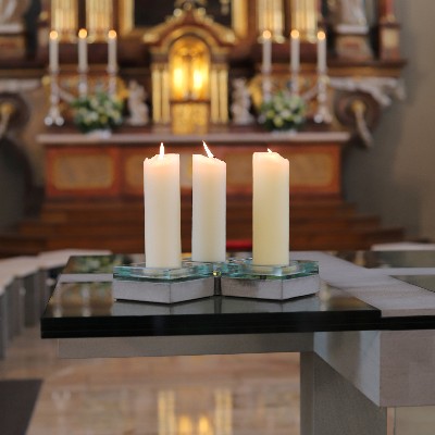 Eucharistiefeier im Zentrum Zehntfeld